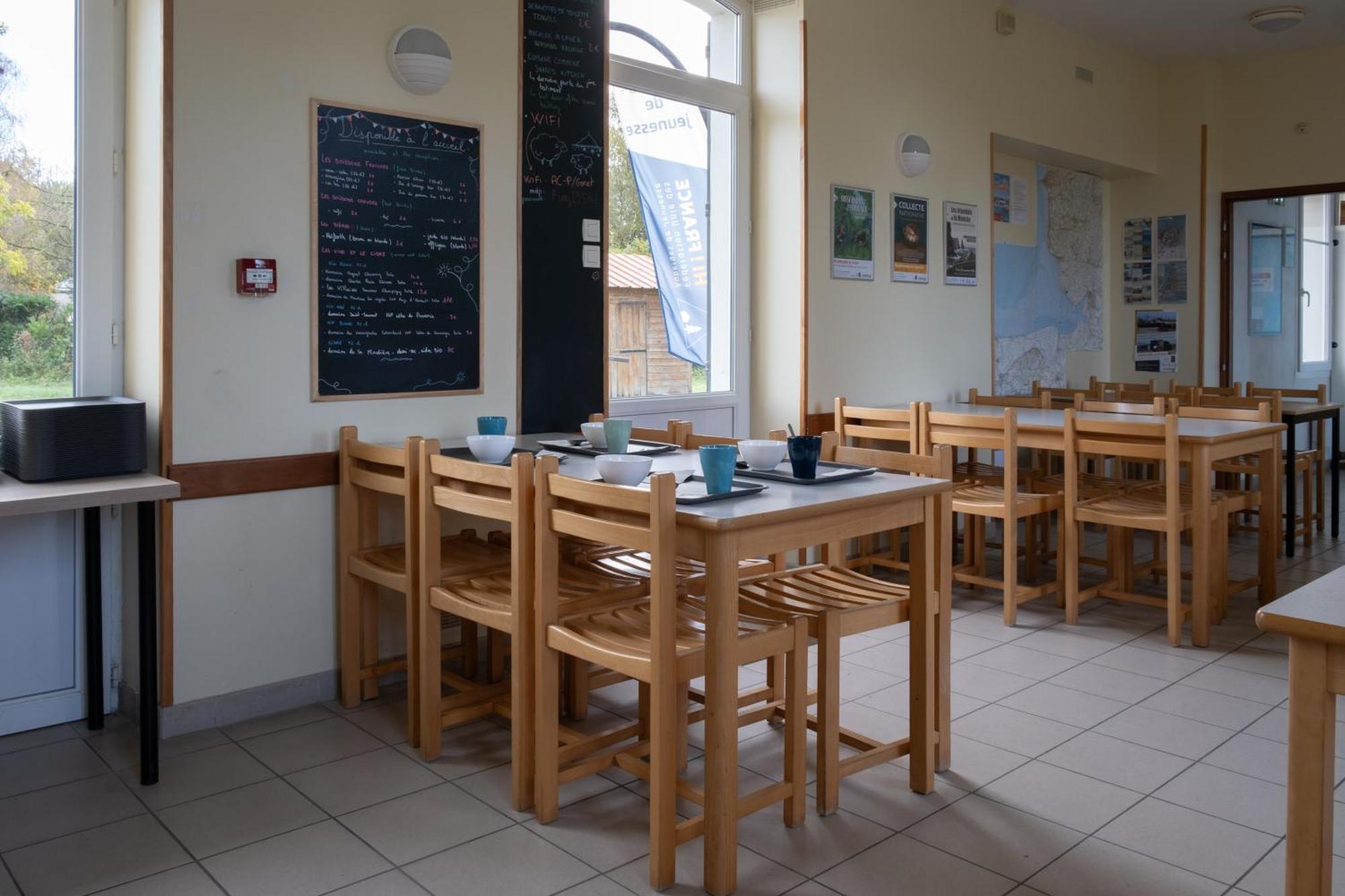 Auberge De Jeunesse Hi Genêts Exteriér fotografie